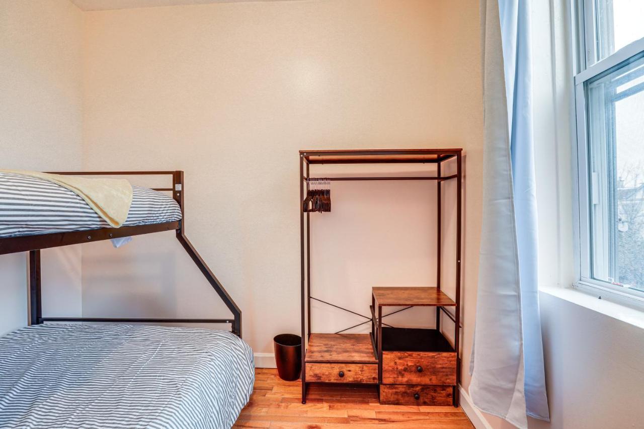 Comfy Bayonne Townhome About 11 Mi To Nyc Attractions Экстерьер фото